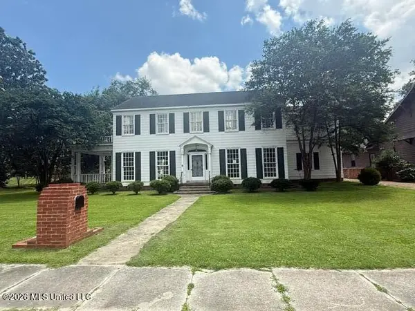 154 W 2nd Street, Clarksdale, MS 38614