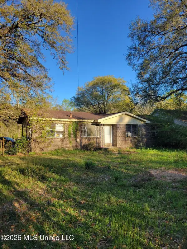 9924 Foxshire Drive, Moss Point, MS 39562