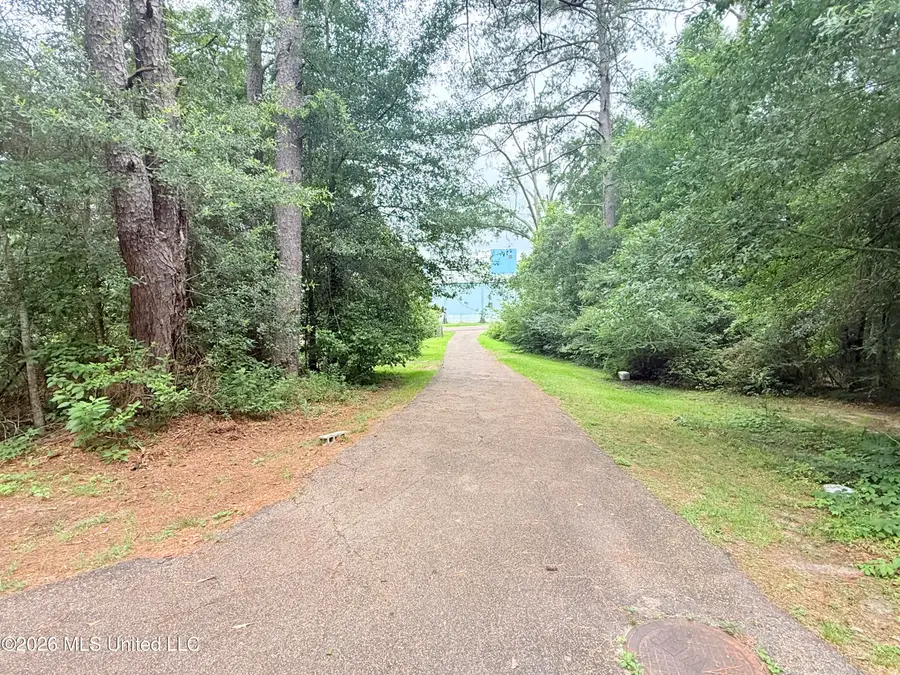 1015 Highway 51, Summit, MS 39666 - #3