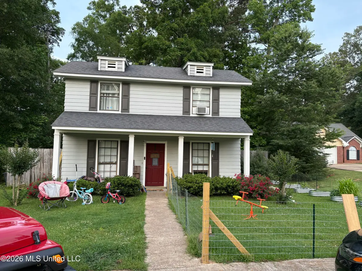35 Mcminn Circle, Louisville, MS 39339 - #1