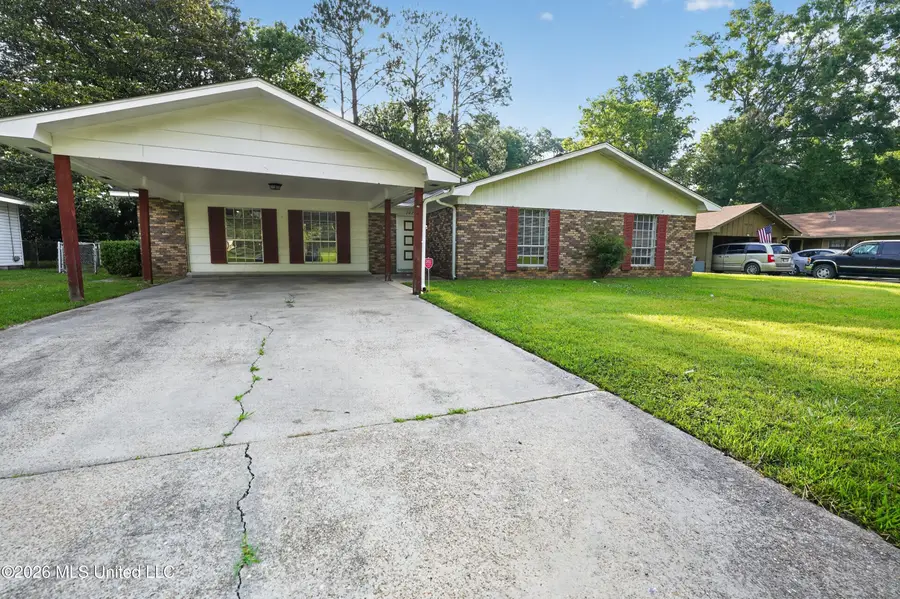 3024 Longwood Drive, Jackson, MS 39212 - #2