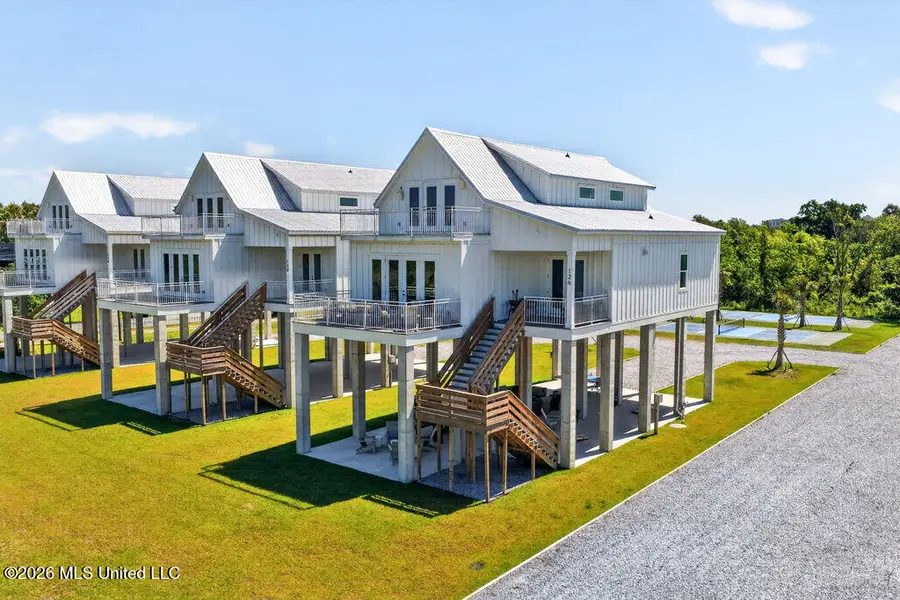 126 5th Avenue, Pass Christian, MS 39571 - #2