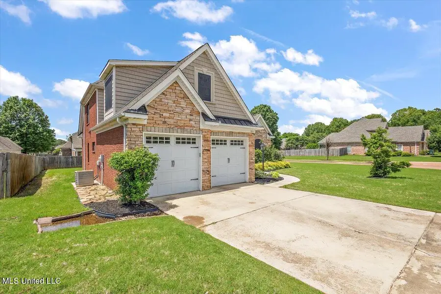 3273 S Devonshire Cove, Southaven, MS 38672 - #3