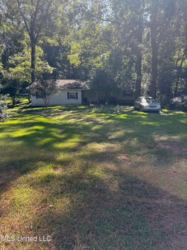 77 Magnolia Acres Road, Natchez, MS 39120