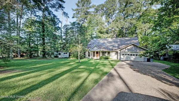 331 Lake Harbor Road, Brandon, MS 39047