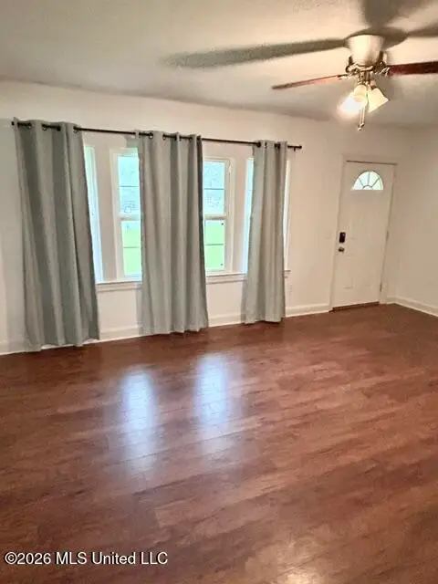 2 E Segrest Avenue, Bay Springs, MS 39422 - #3