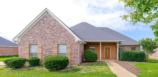 103 King Arthur Lane, Clinton, MS 39056