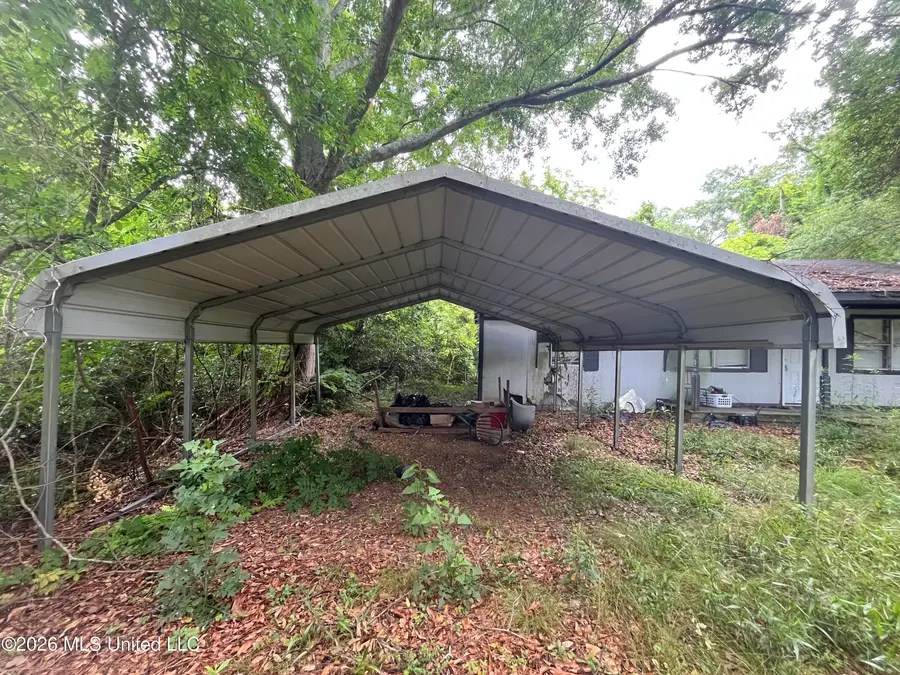 1007 Peoples Street, McComb, MS 39648 - #3