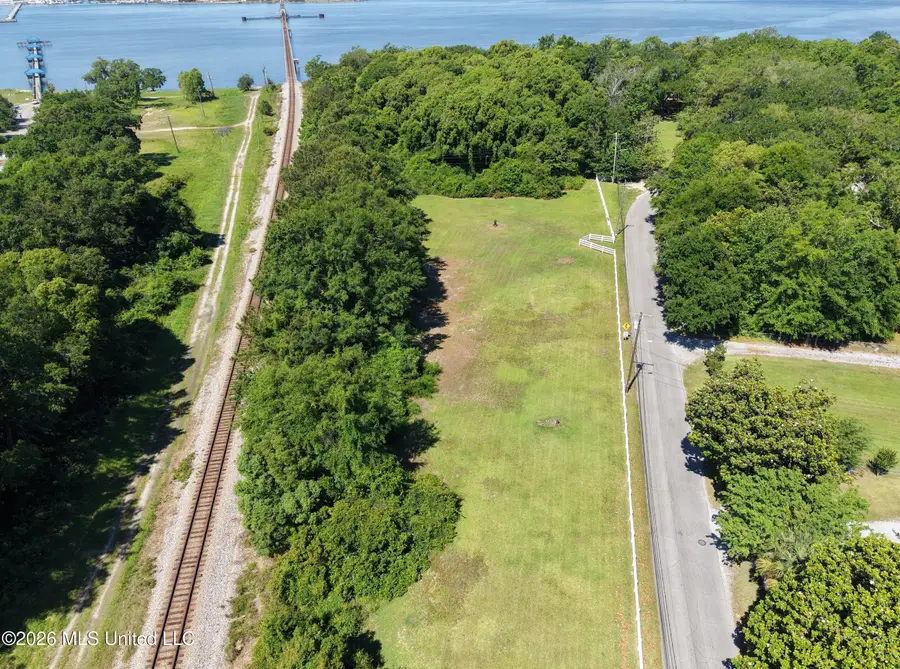 Lovers Lane, Ocean Springs, MS 39564 - #3
