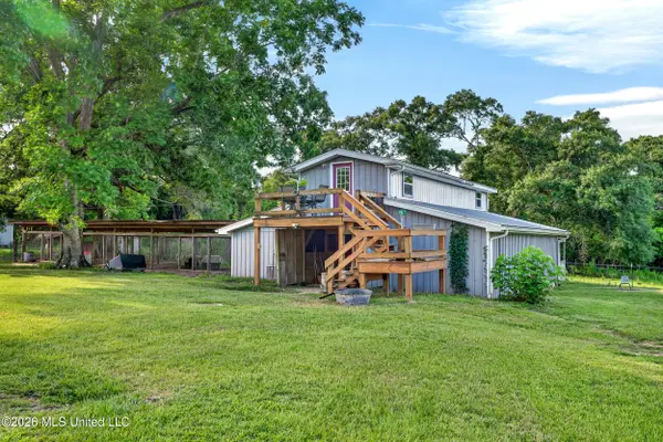 467a Thomas School Road, Lumberton, MS 39455