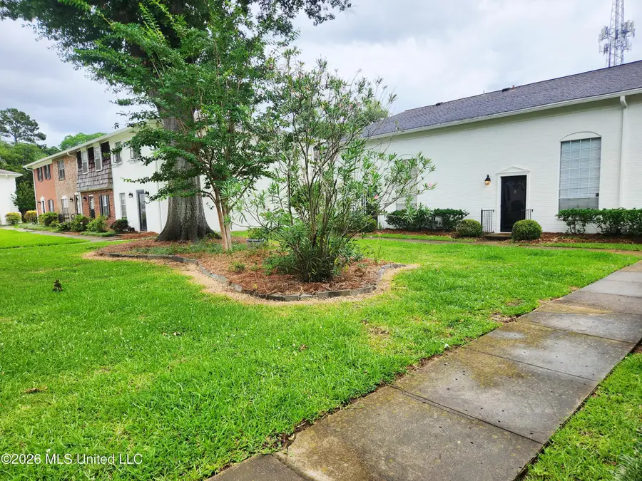 5025 Wayneland Drive, Jackson, MS 39211 - #2