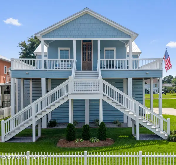 126 Beach View Drive, Pass Christian, MS 39571