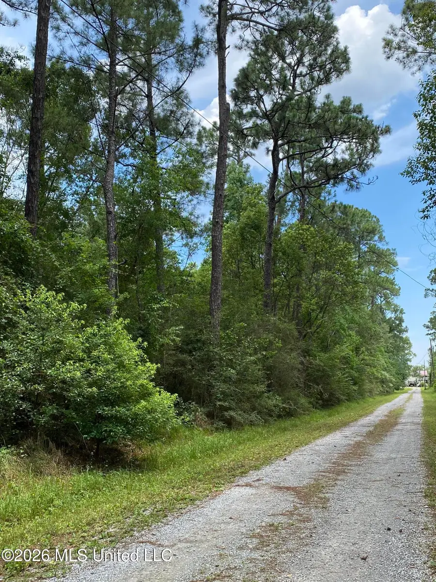 18 Williams Drive, Pass Christian, MS 39571 - #2