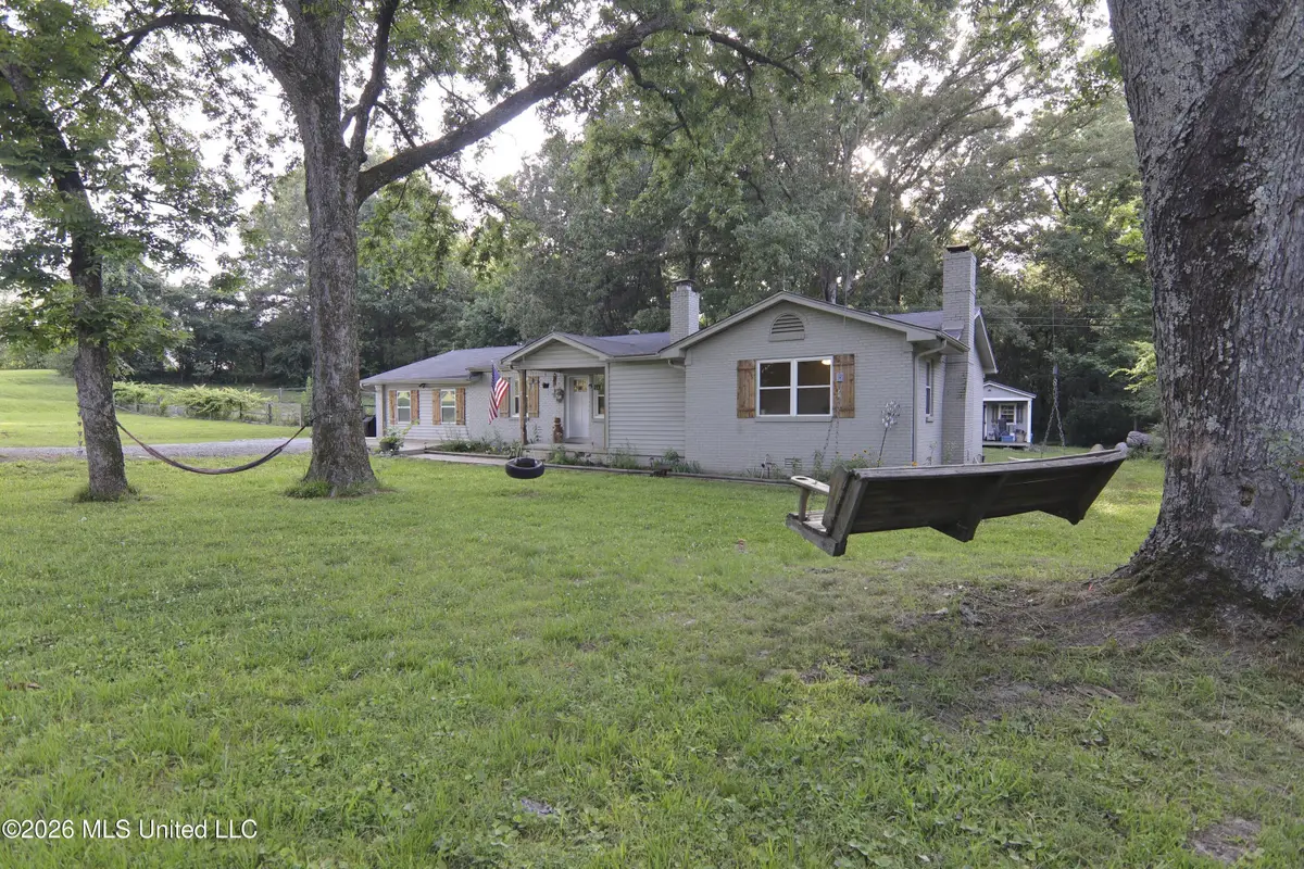 5871 S Highway 305, Hernando, MS 38632 - #1
