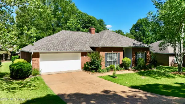 8 Parkview Road, Clinton, MS 39056