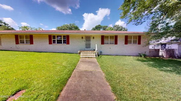 210 Porter Street, Senatobia, MS 38668