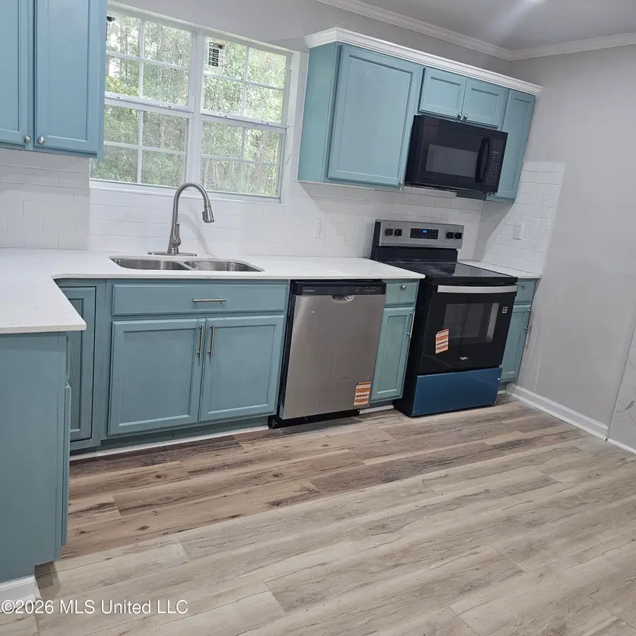 2512 Beachview Drive, Ocean Springs, MS 39564 - #3