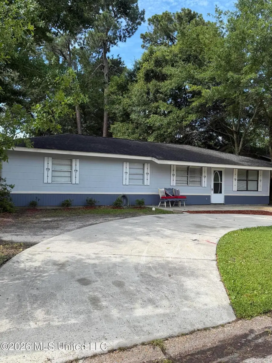 121 Linda Circle, Ocean Springs, MS 39564 - #2