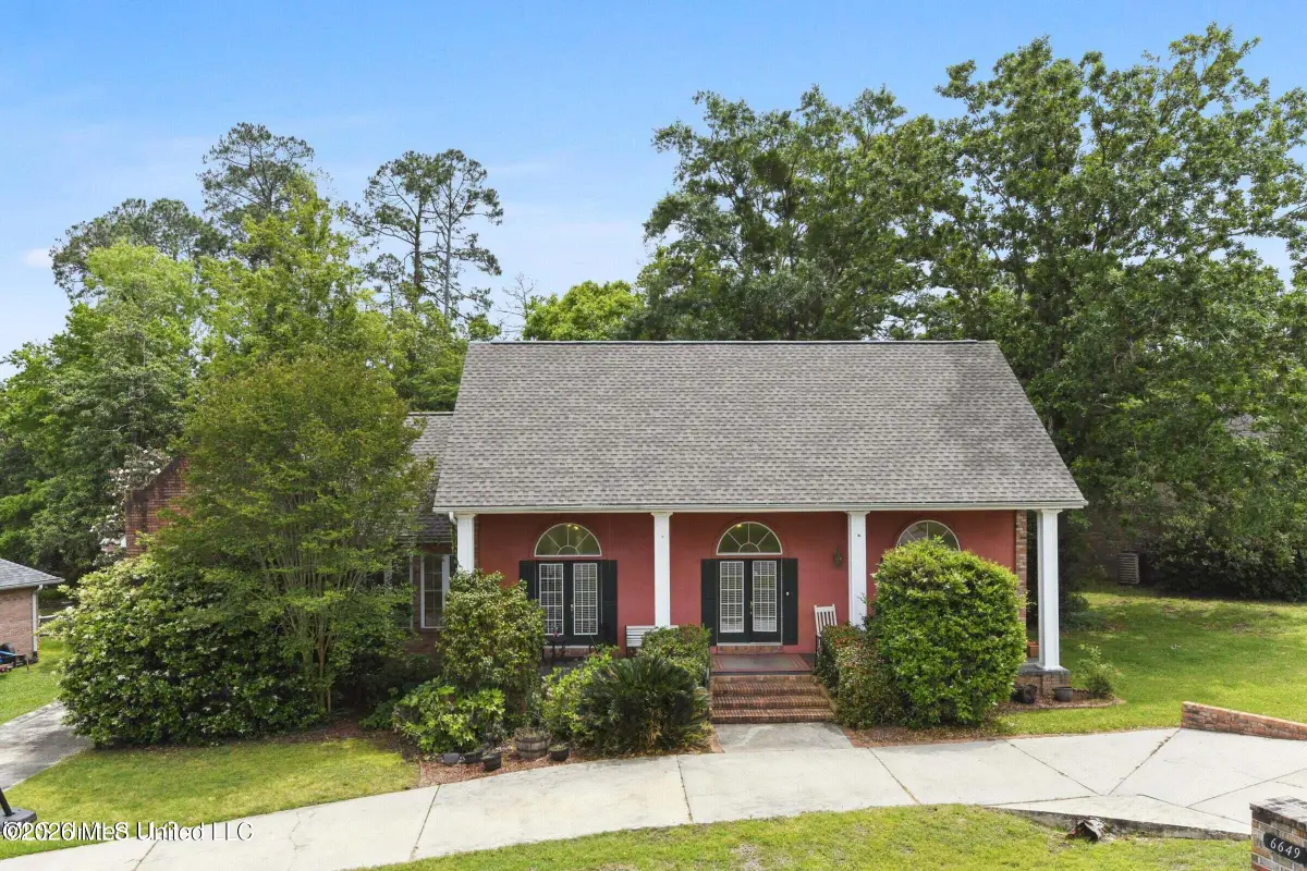 6649 Ahekolo Circle, Diamondhead, MS 39525 - #1