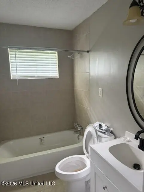 265 Chickasaw Street, Holly Springs, MS 38635 - #2
