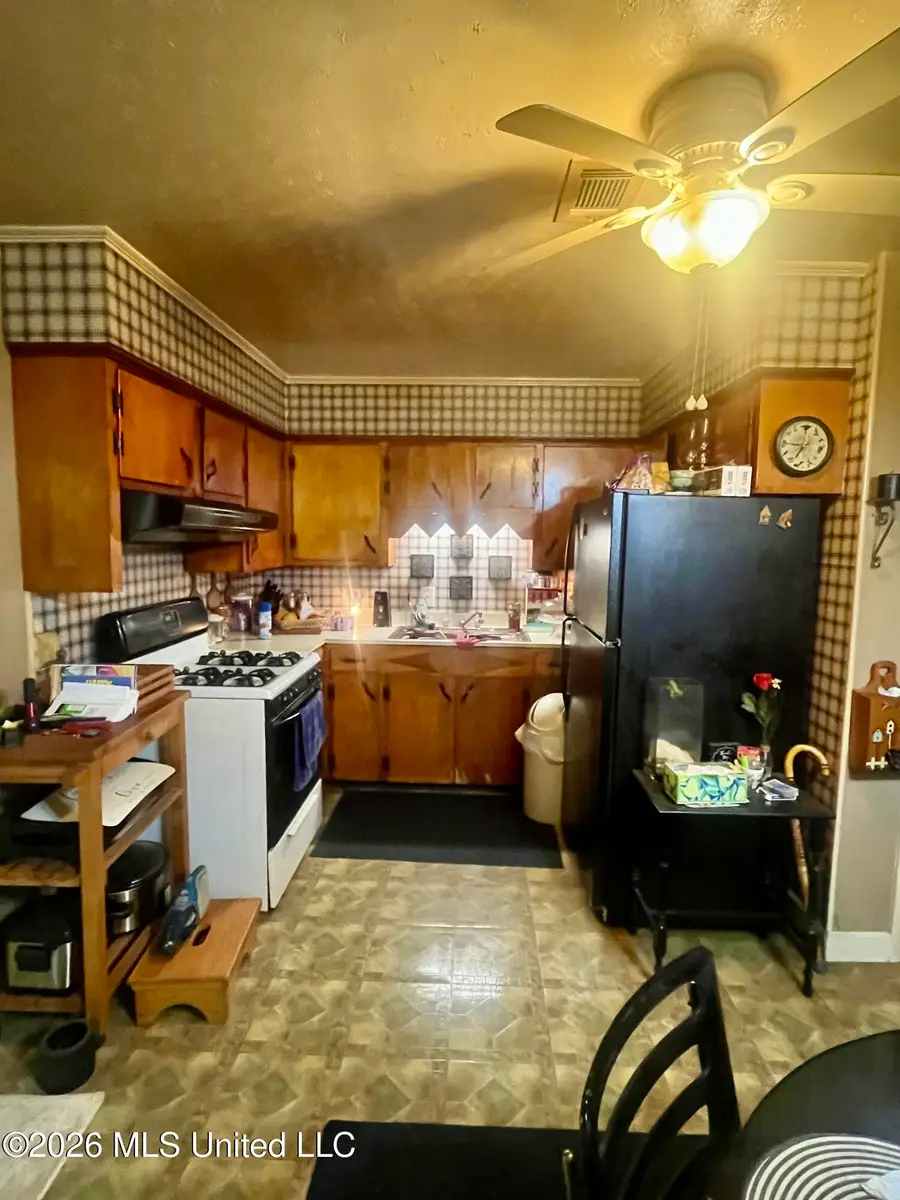 2902 Brookwood Avenue, Gulfport, MS 39501 - #3