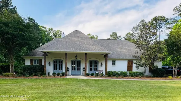 190 Deerwood Crossing, Canton, MS 39046