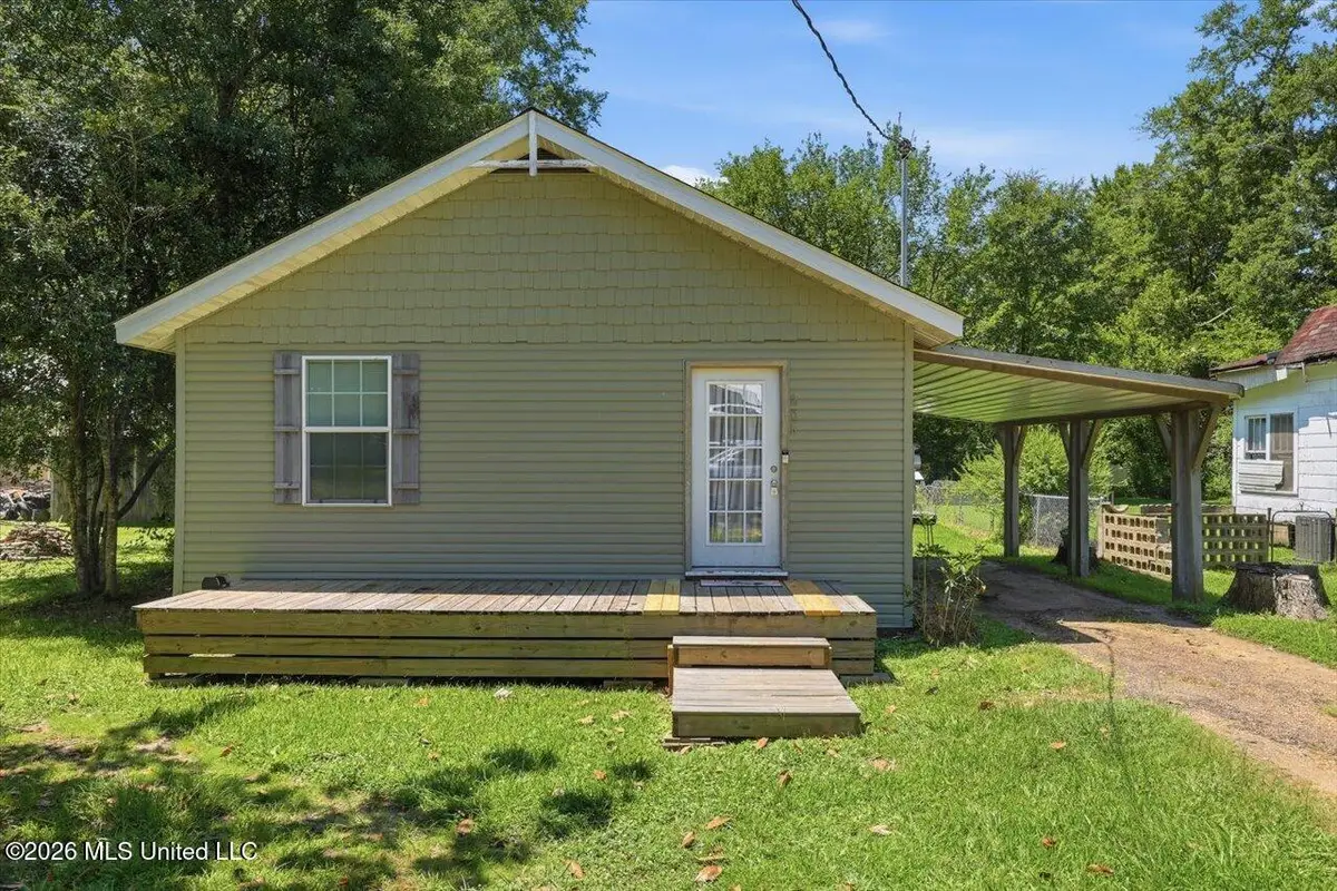 205 3rd Street, Mendenhall, MS 39114 - #1