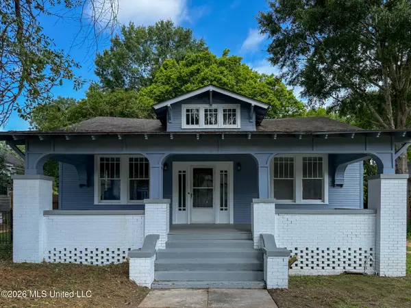 322 S 6th Street, McComb, MS 39648