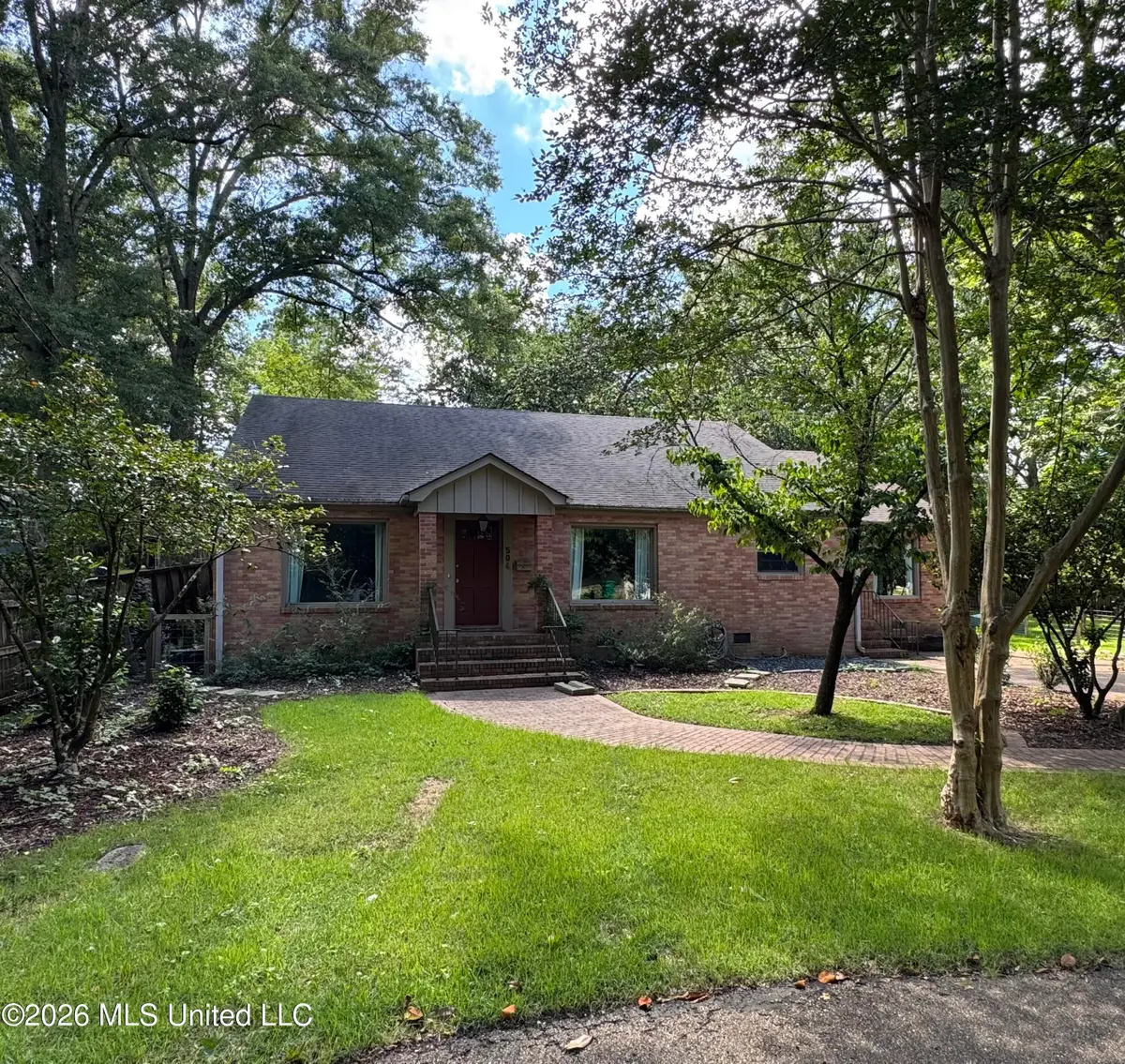 504 Becker Street, Brookhaven, MS 39601 - #1