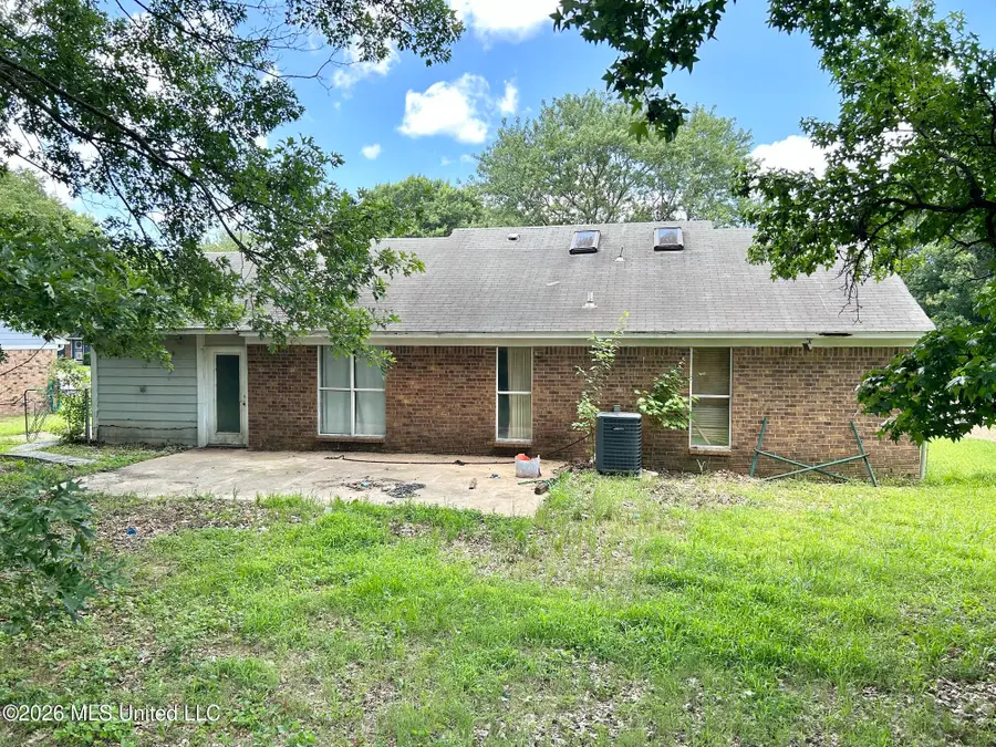 6370 Sandhurst Road, Horn Lake, MS 38637 - #3