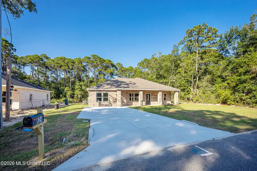624 Oak Street, Ocean Springs, MS 39564 - #2