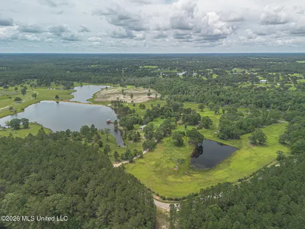 206 Redfish Road, Poplarville, MS 39470