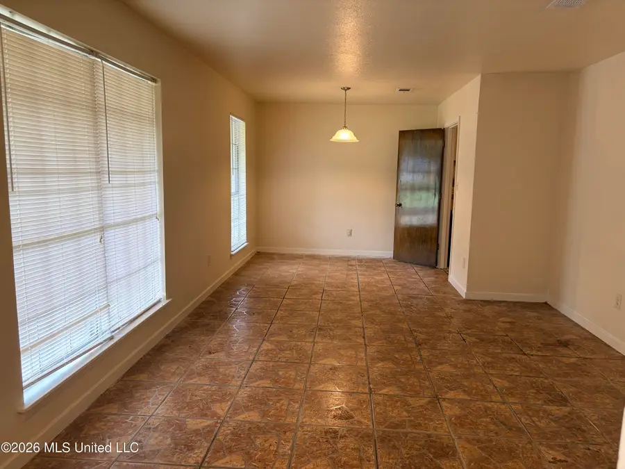 2377 Breckinridge Road, Jackson, MS 39204 - #3