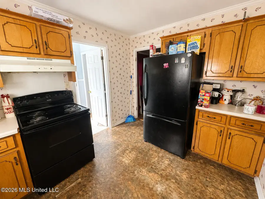 103 Park Street, Batesville, MS 38606 - #2