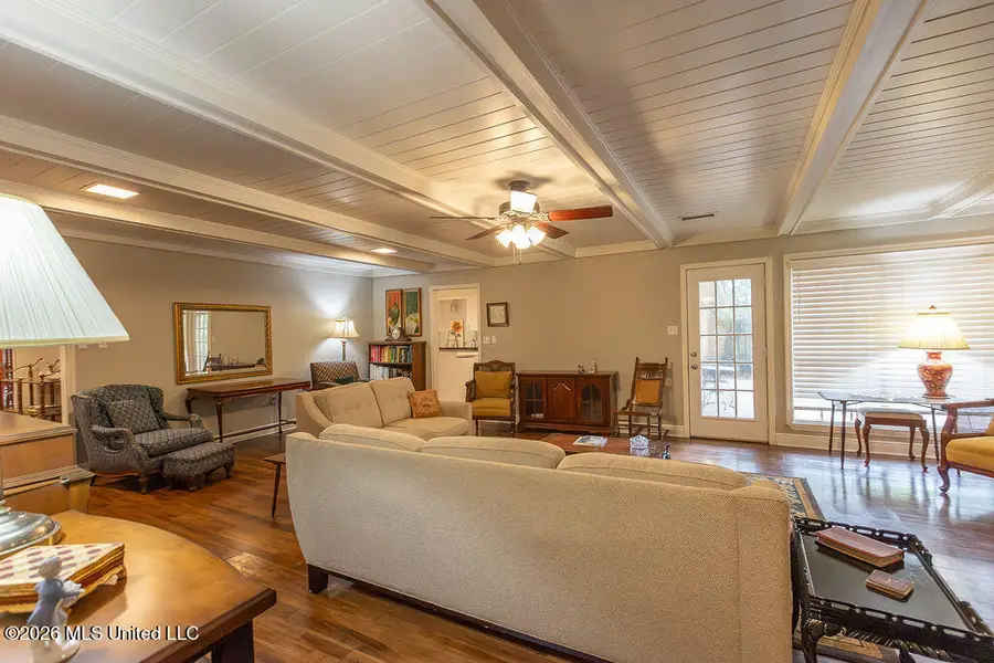 812 Velma Street, Hattiesburg, MS 39402 - #3