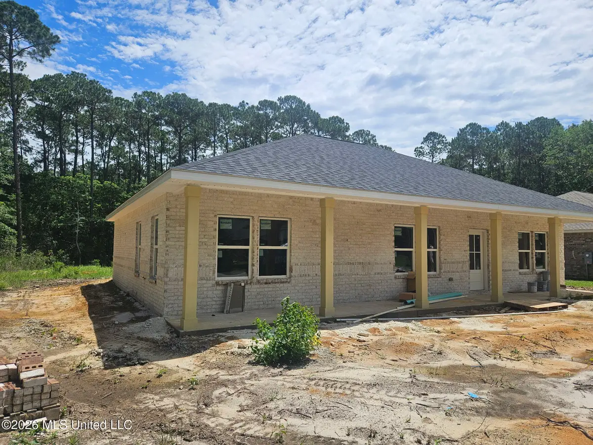 628 Oak Street, Ocean Springs, MS 39564 - #1