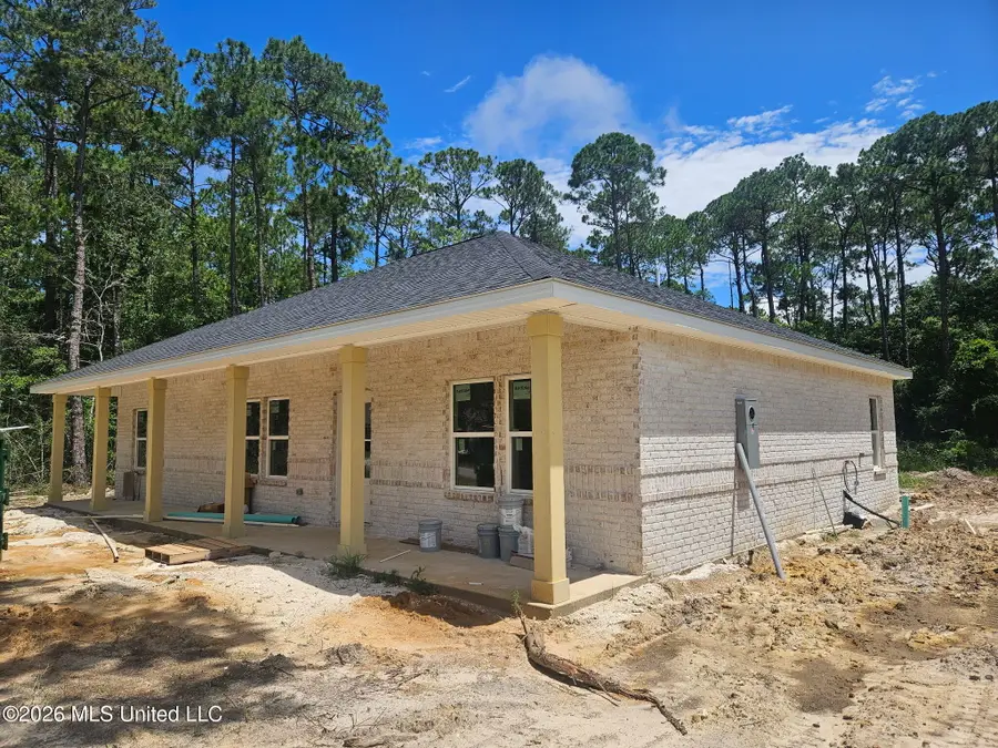 628 Oak Street, Ocean Springs, MS 39564 - #2
