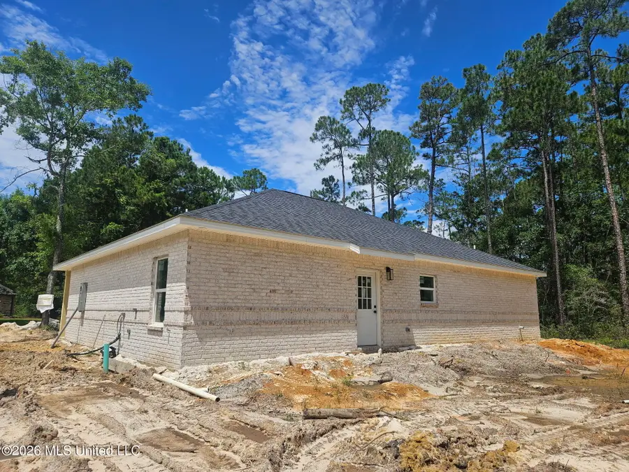 628 Oak Street, Ocean Springs, MS 39564 - #3