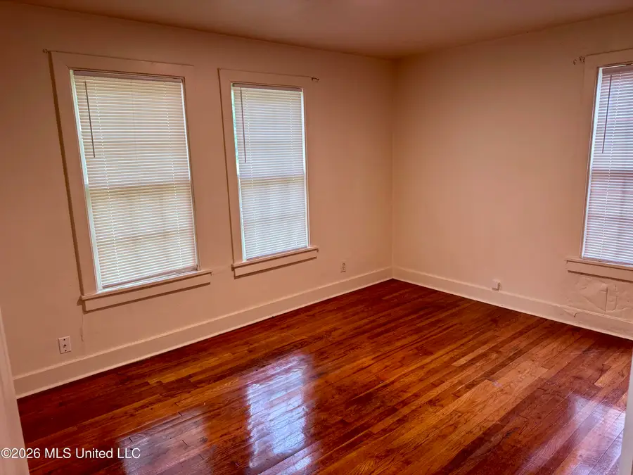 528 Woodbury Road, Jackson, MS 39206 - #3