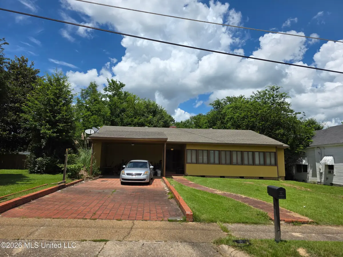 630 W Minnesota Avenue, McComb, MS 39648 - #1