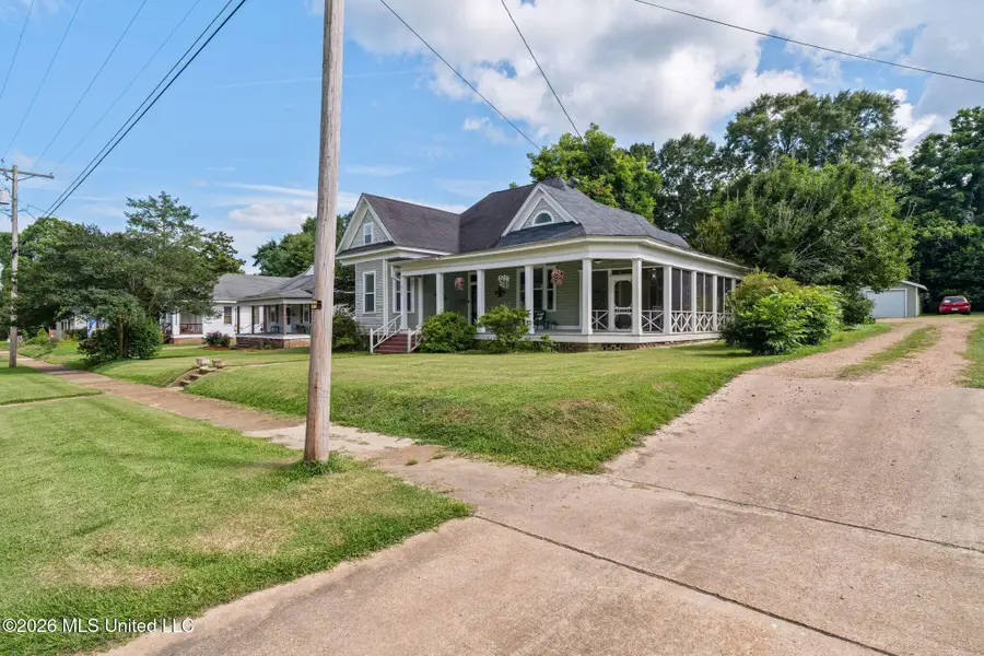639 Louisiana Avenue, McComb, MS 39648 - #2