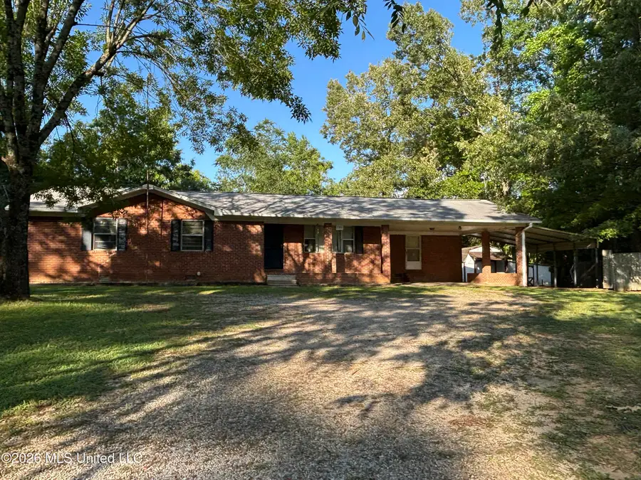 726 W Cooper Street, Ripley, MS 38663 - #2