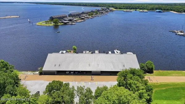 157 Dyke Road, Ridgeland, MS 39157