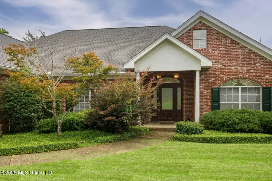 90 W Shore Drive, Hattiesburg, MS 39402 - #2