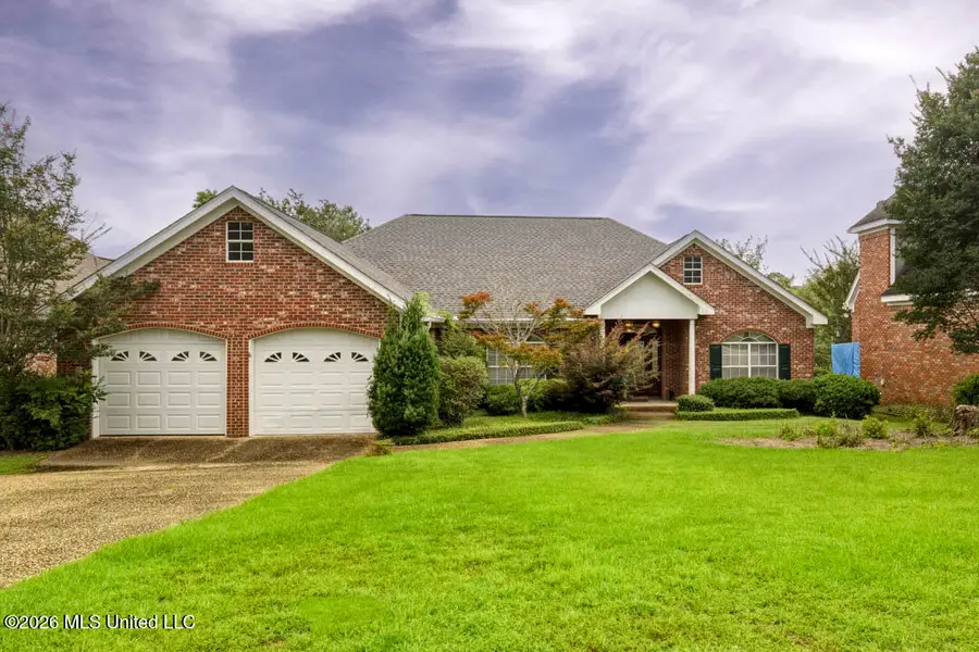 90 W Shore Drive, Hattiesburg, MS 39402 - #3