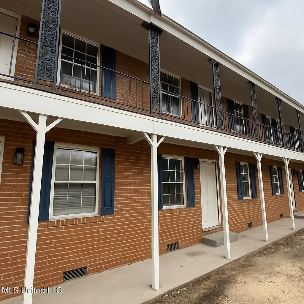 212 N Church Street, Brookhaven, MS 39601 - #1