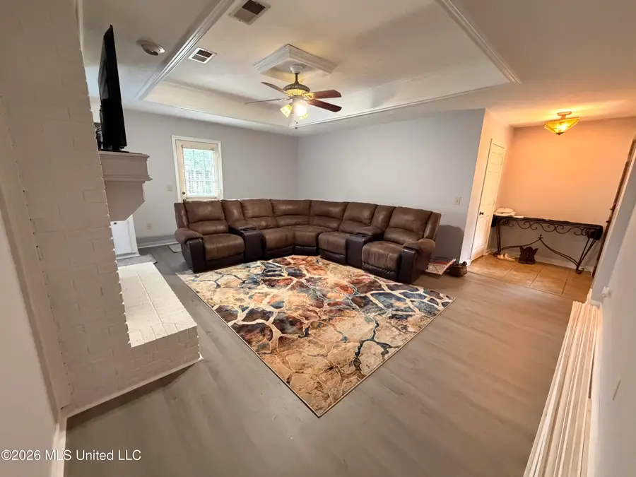 19 Ashland Avenue, Brandon, MS 39047 - #3