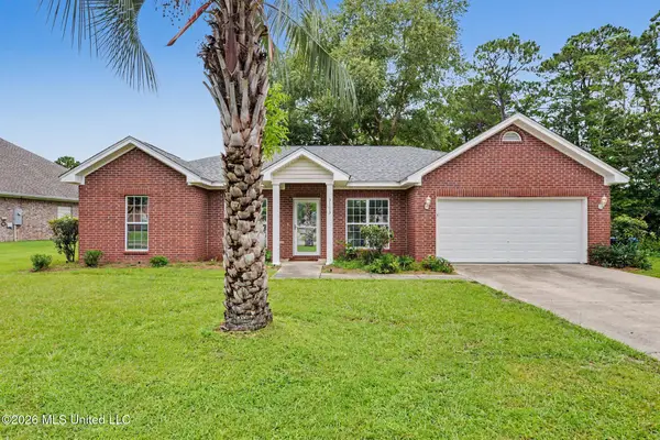 3103 Shadow Wood Drive, Ocean Springs, MS 39564