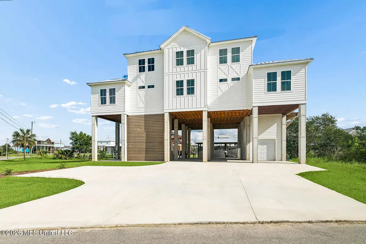 4194 Baffin Street, Bay Saint Louis, MS 39520 - #1