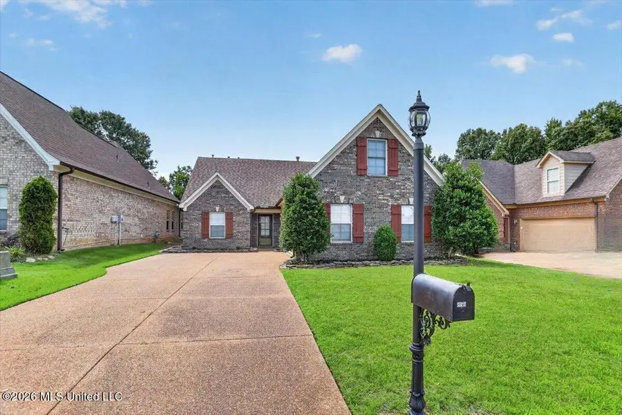 859 W Fairway Pointe Cove, Hernando, MS 38632 - #2